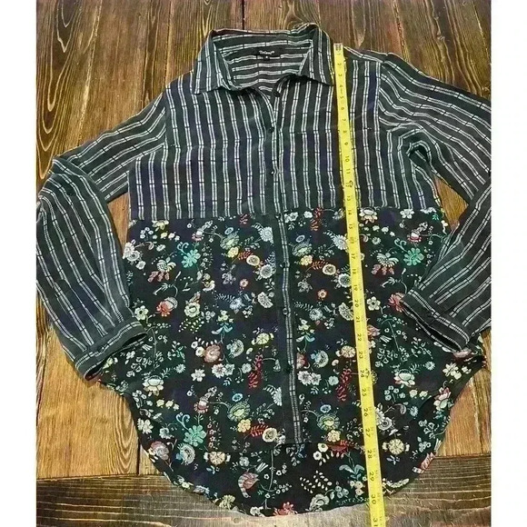 Womens Tolani Sz Small Button Up Tunic 100% Silk - Picture 4 of 7